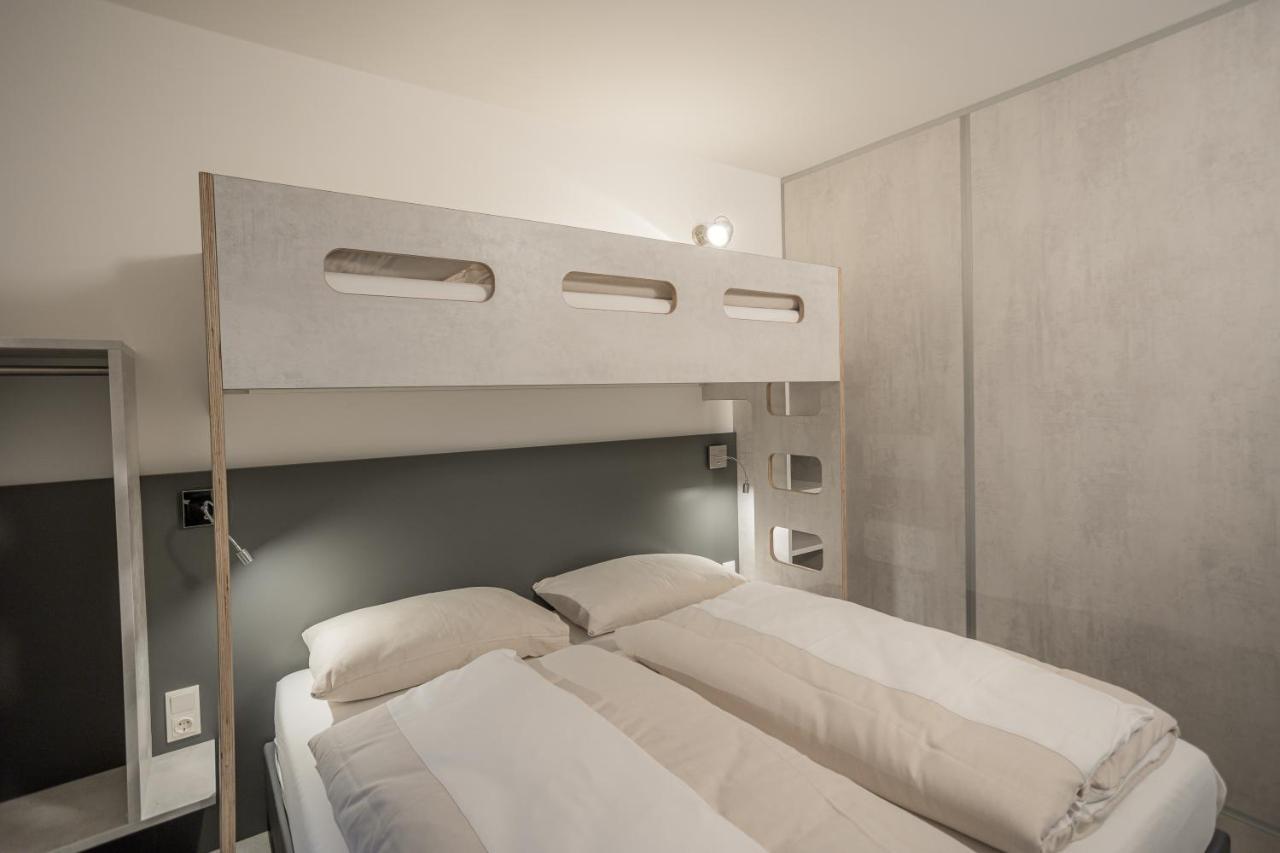 Fairsleep Avia Motel Gmuend Exteriör bild